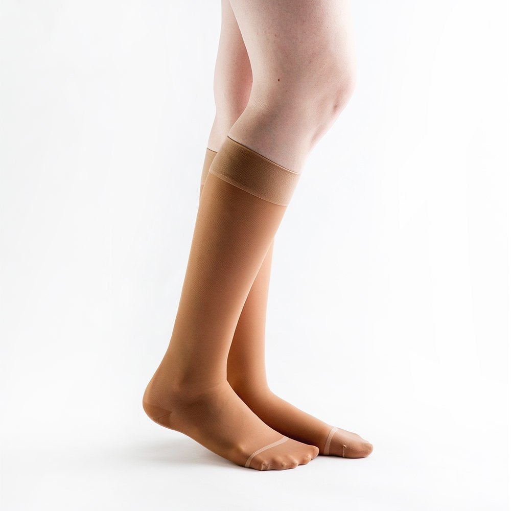 Actifi Women's 20-30 mmHg Sheer Knee High Stockings, Beige